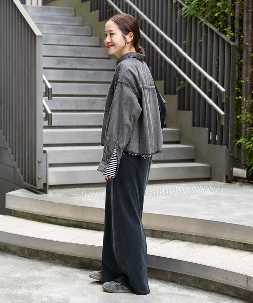 JOURNAL STANDARD（ジャーナルスタンダード）の「《追加4》ライトオンスデニムクロップドシャツ（シャツ/ブラウス・レディース・ブラック系その他/キャメル/ブルー系その他・FREE）」の8枚目の写真