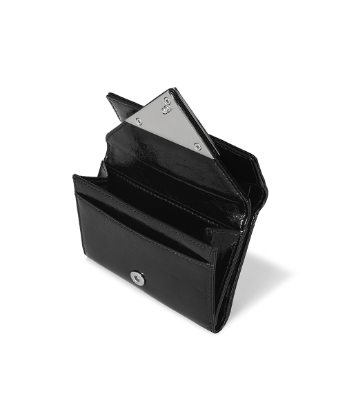 FENNEC（フェネック）の「CRINKLE TRIANGLE DOCO WALLET - BLACK（札入れ/マネークリップ・レディース・その他・FREE）」の5枚目の写真