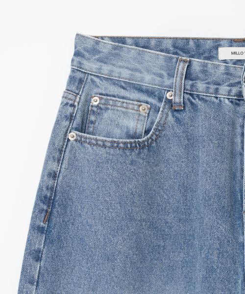 MILLO WOMEN（ミロウーマン）の「カットアウトパッチワイドジーンズ [ミッドブルー]（デニムパンツ・レディース・その他・SMALL/MEDIUM）」の5枚目の写真