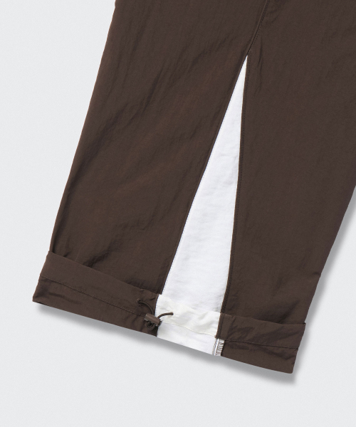MUSINSA STANDARD（ムシンサスタンダード）の「ワイドレトロトラックパンツ[ブラウン]（スウェットパンツ・メンズ・その他・SMALL/MEDIUM/LARGE/X-LARGE/XX-LARGE）」の6枚目の写真