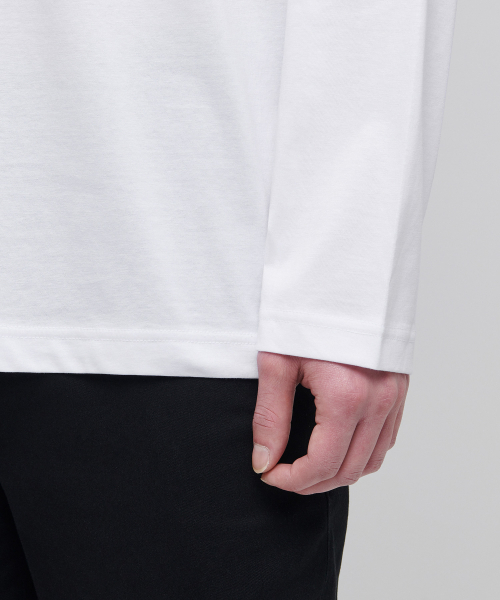 MUSINSA STANDARD（ムシンサスタンダード）の「[クールタンダード] クルーネック長袖Tシャツ [ホワイト]（Tシャツ/カットソー・メンズ・その他・XXX-LARGE/SMALL/MEDIUM/LARGE/X-LARGE/XX-LARGE）」の6枚目の写真