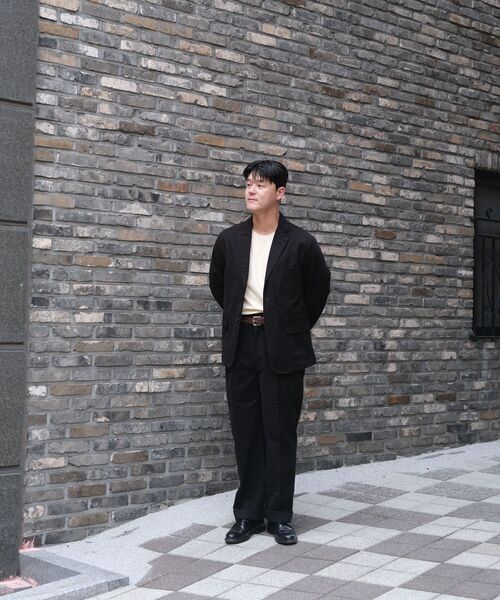 OUTSTANDING(アウトスタンディング)の「HIGH DENSITY COTTON DOUBLE PLEATED PANTS_BLACK(その他パンツ・メンズ・その他・MEDIUM/LARGE/SMALL)」の10枚目の写真