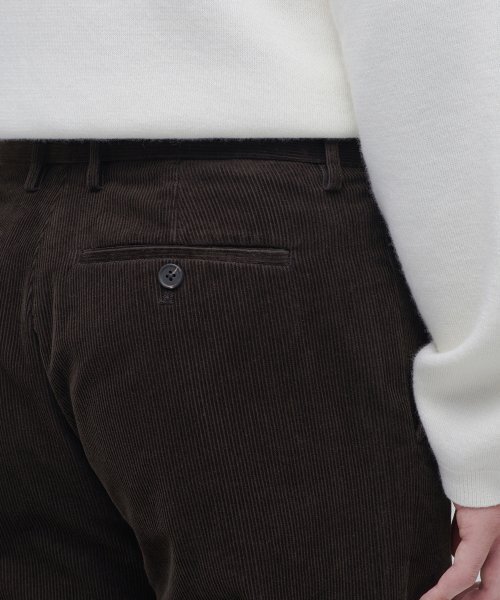 MUSINSA STANDARD（ムシンサスタンダード）の「レギュラーフィットコーデュロイパンツ[ダークブラウン]（その他パンツ・メンズ・その他・38/26/27/28/29/36/34/32/30/31/33）」の6枚目の写真