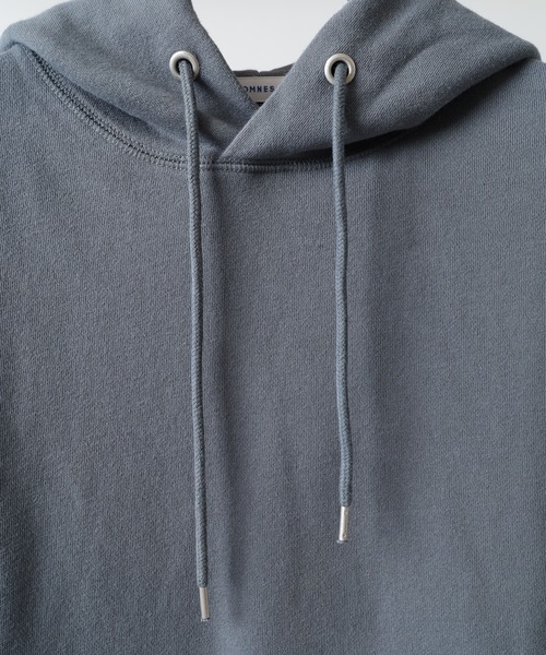 OMNES（オムネス）の「裏毛スウェットプルオーバーパーカー（パーカー・レディース・ベージュ/ブルーグレー・WOMENS M）」の9枚目の写真