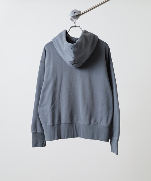 OMNES（オムネス）の「裏毛スウェットプルオーバーパーカー（パーカー・レディース・ベージュ/ブルーグレー・WOMENS M）」の12枚目の写真