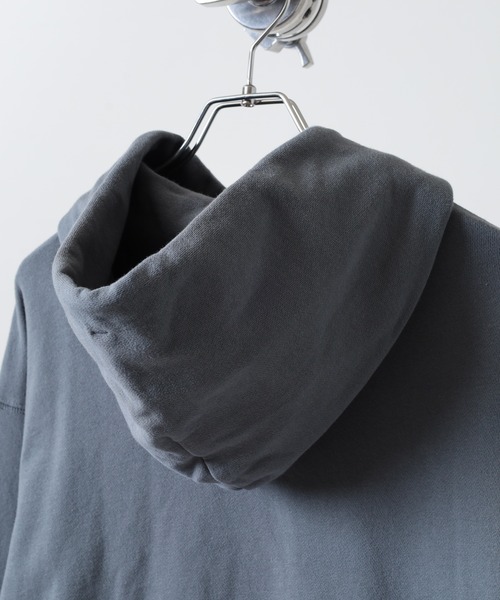 OMNES（オムネス）の「裏毛スウェットプルオーバーパーカー（パーカー・レディース・ベージュ/ブルーグレー・WOMENS M）」の13枚目の写真