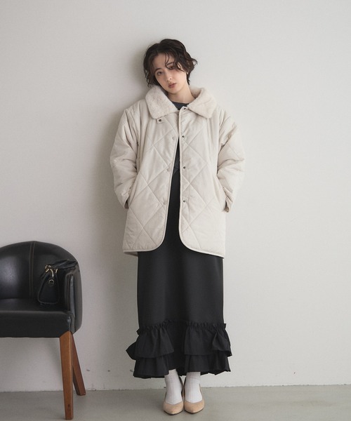 &. NOSTALGIA（アンドドットノスタルジア）の「ファー襟キルトジャケット（その他アウター・レディース・ブラック/アイボリー/ベージュ・M）」の19枚目の写真