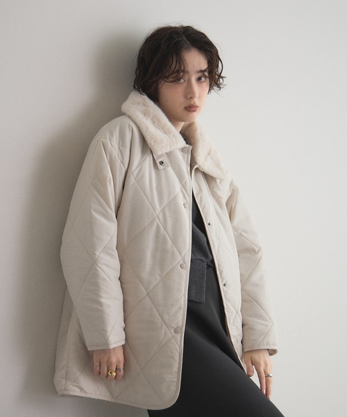 &. NOSTALGIA（アンドドットノスタルジア）の「ファー襟キルトジャケット（その他アウター・レディース・ブラック/アイボリー/ベージュ・M）」の21枚目の写真