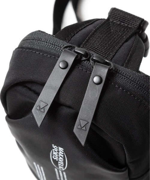 MAKAVELIC(マキャベリック)の「●MAKAVELIC●ACTIVE MINI SLING BAG(ショルダーバッグ・メンズ・ブラック・FREE)」の4枚目の写真
