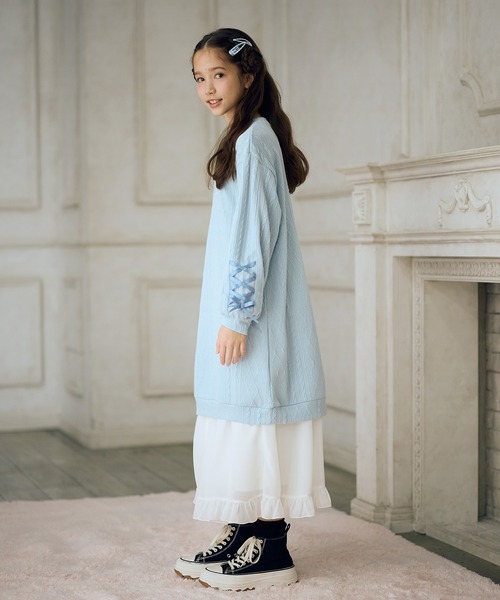 Amourire girl（アムリールガール）の「袖レースアップワンピース（ワンピース・キッズ・サックスブルー/ブラック・130cm/140cm/150cm/160cm）」の14枚目の写真