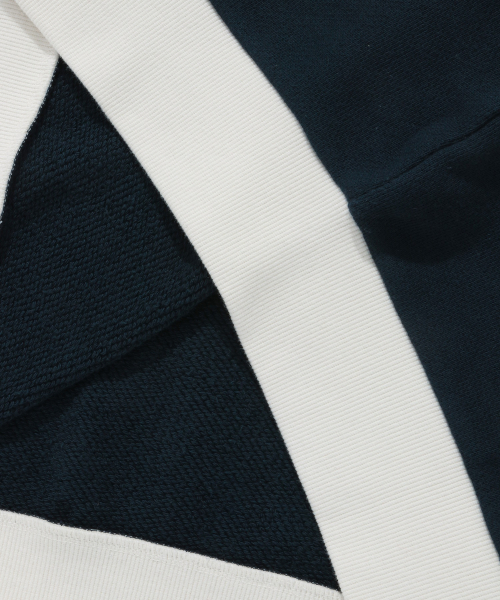 COVERNAT（カバーナット）の「レトロレタリングスウェット ネイビー（スウェット・レディース・その他・X-LARGE/MEDIUM/SMALL/LARGE）」の9枚目の写真