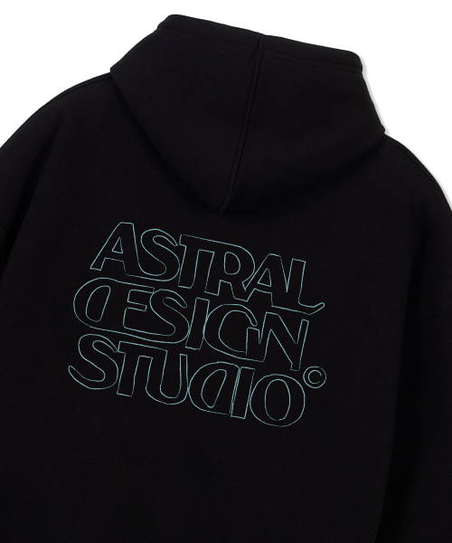 ASTRAL PROJECTION(アストラルプロジェクション)の「アストラルデザインスタジオ2 ワイドショルダーフードパーカー_ブラック(パーカー・メンズ・その他・LARGE/MEDIUM/X-LARGE/XX-LARGE)」の5枚目の写真
