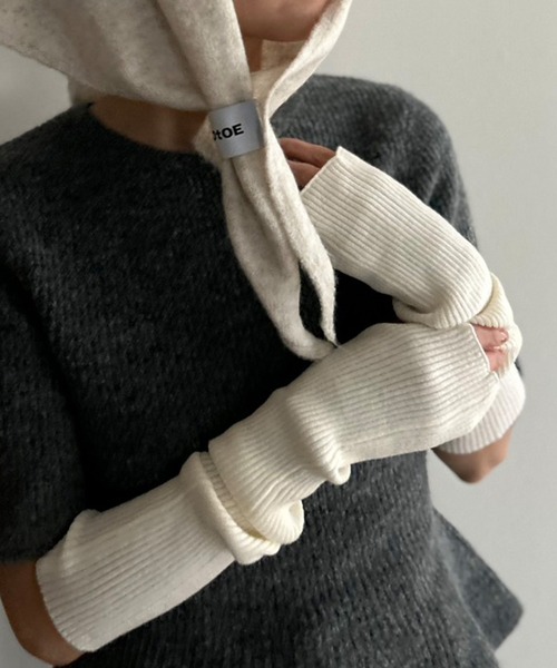 Kotoe（コトエ）の「カラーリブニット アームウォーマー（アームカバー・レディース・レッド/ブラック/オフホワイト/ブルー/グレー・FREE）」の2枚目の写真