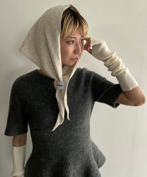 Kotoe（コトエ）の「カラーリブニット アームウォーマー（アームカバー・レディース・レッド/ブラック/オフホワイト/ブルー/グレー・FREE）」の16枚目の写真