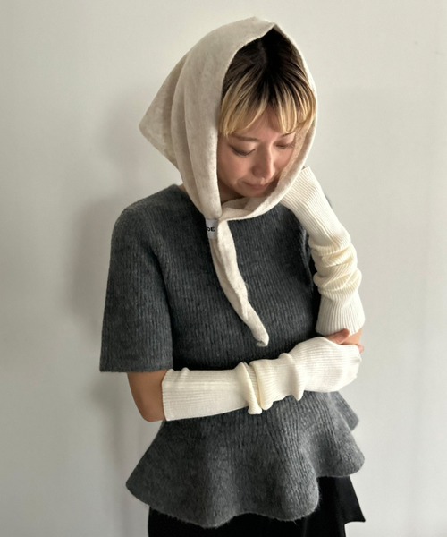 Kotoe（コトエ）の「カラーリブニット アームウォーマー（アームカバー・レディース・レッド/ブラック/オフホワイト/ブルー/グレー・FREE）」の18枚目の写真