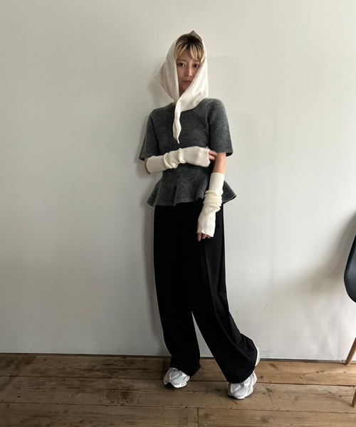 Kotoe（コトエ）の「カラーリブニット アームウォーマー（アームカバー・レディース・レッド/ブラック/オフホワイト/ブルー/グレー・FREE）」の19枚目の写真