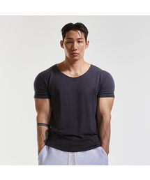 RVD（アールブイディー）の「テンセルモーダルワイドUネックマッスルフィット半袖Tシャツ（墨色）（Tシャツ/カットソー）」