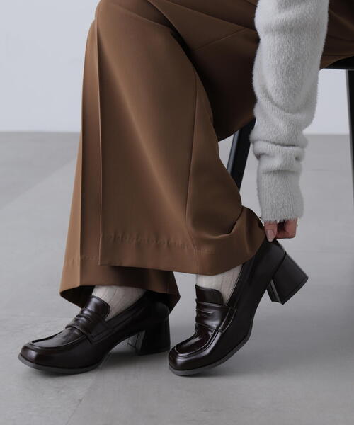 FREE'S MART（フリーズマート）の「◆ヒールローファー（ローファー・レディース・ブラック/ブラウン・SMALL/MEDIUM）」の2枚目の写真