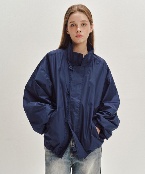 SECONDMONO（セカンドモノローグ）の「ボタンフラケットナイロンハーフコートジャケット[NAVY]_SEJK027NAVY（ナイロンジャケット・レディース・その他・SMALL/MEDIUM/LARGE）」の3枚目の写真