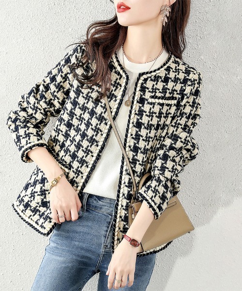ReRe(リリ)の「ツイードゴールドブレードノーカラージャケット(ノーカラージャケット・レディース・ブラック・LARGE/X-LARGE/MEDIUM)」の6枚目の写真