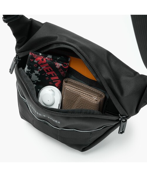 BRIEFING（ブリーフィング）の「MFC CROSS BODY BAG（Sサイズ）（ショルダーバッグ・メンズ・ブラック・FREE）」の12枚目の写真