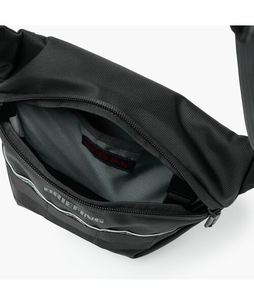 BRIEFING（ブリーフィング）の「MFC CROSS BODY BAG（Sサイズ）（ショルダーバッグ・メンズ・ブラック・FREE）」の13枚目の写真