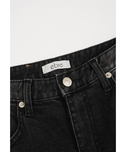 EBRE(エブレ)の「グレーオーバーサイズパンツ(デニムパンツ・レディース・グレー・SMALL/MEDIUM/LARGE)」の4枚目の写真