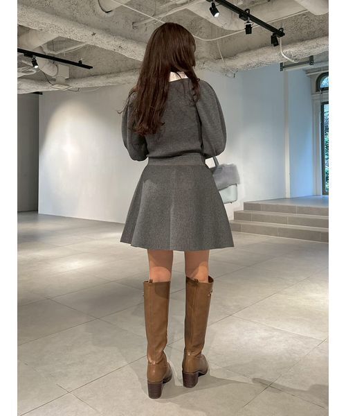 LILY BROWN(リリーブラウン)の「ボウタイニットセットアップ(ワンピース・レディース・モカ/ネイビー/グレー・F)」の15枚目の写真