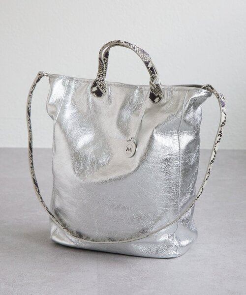 LIVETART（リヴェタート）の「《MARCO MASI》シルバートートバッグ（トートバッグ・レディース・ブラック・FREE）」の3枚目の写真