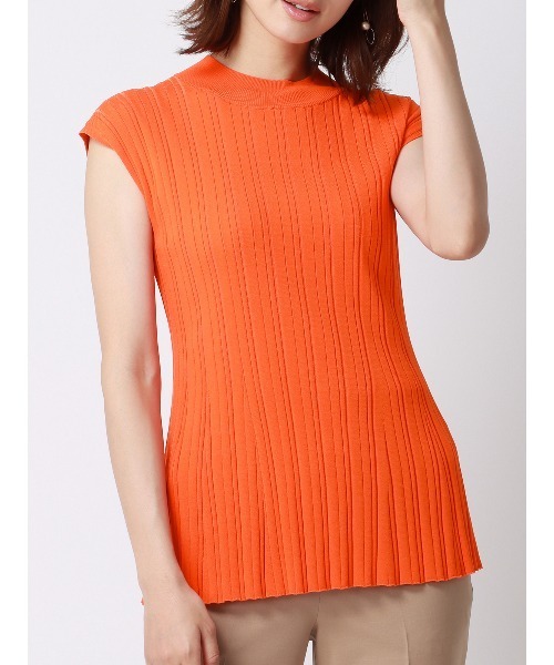 SUIT SQUARE（スーツスクエア）の「ペプラムランダムリブニット フレンチスリーブ ハンドウォッシュ ドライレーヨン 無地（ニット/セーター・レディース・オレンジ・38(9号)）」の5枚目の写真