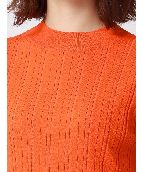 SUIT SQUARE（スーツスクエア）の「ペプラムランダムリブニット フレンチスリーブ ハンドウォッシュ ドライレーヨン 無地（ニット/セーター・レディース・オレンジ・38(9号)）」の9枚目の写真