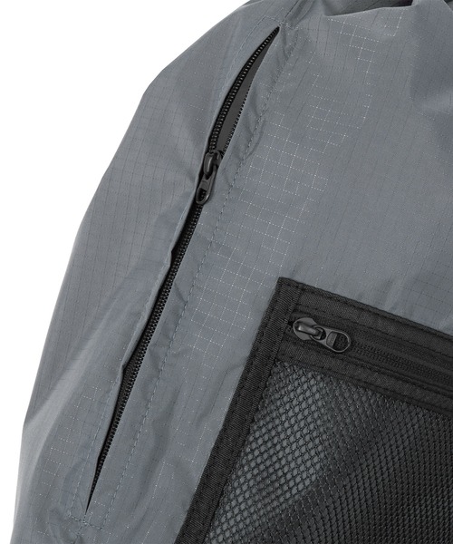 HUF（ハフ）の「HUFeightynine KNAPSACK（バックパック/リュック・メンズ・ネイビー/ブラック・O/S）」の19枚目の写真