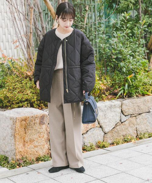 ITEMS URBANRESEARCH（アイテムズ アーバンリサーチ）の「『撥水』ドロストサイドオープン中綿ブルゾン（ブルゾン・レディース・カーキ/ブラック/ホワイト系その他・FREE）」の7枚目の写真