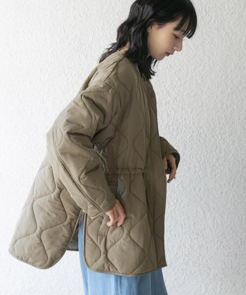 ITEMS URBANRESEARCH（アイテムズ アーバンリサーチ）の「『撥水』ドロストサイドオープン中綿ブルゾン（ブルゾン・レディース・カーキ/ブラック/ホワイト系その他・FREE）」の14枚目の写真