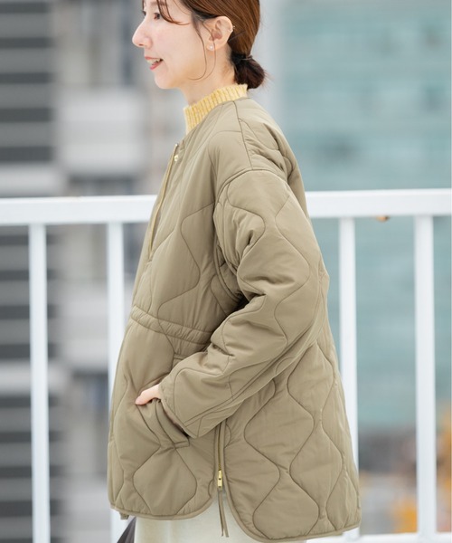ITEMS URBANRESEARCH（アイテムズ アーバンリサーチ）の「ドロストサイドオープン中綿ブルゾン（ブルゾン・レディース・カーキ/ブラック/ホワイト系その他・FREE）」の3枚目の写真