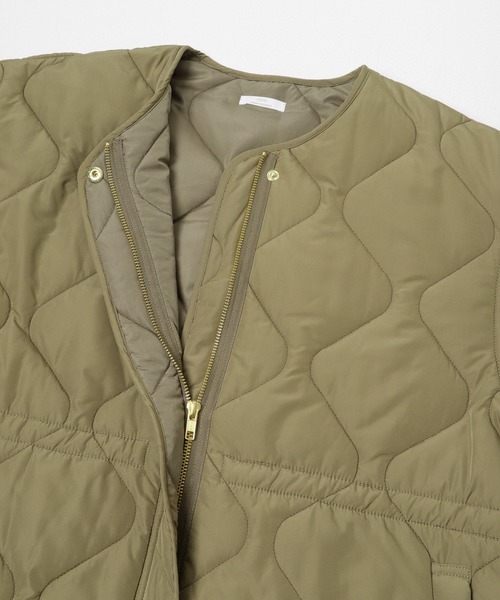 ITEMS URBANRESEARCH（アイテムズ アーバンリサーチ）の「ドロストサイドオープン中綿ブルゾン（ブルゾン・レディース・カーキ/ブラック/ホワイト系その他・FREE）」の8枚目の写真