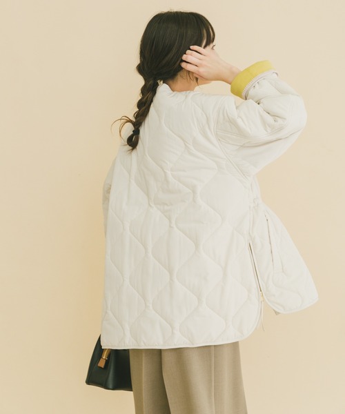 ITEMS URBANRESEARCH（アイテムズ アーバンリサーチ）の「ドロストサイドオープン中綿ブルゾン（ブルゾン・レディース・カーキ/ブラック/ホワイト系その他・FREE）」の15枚目の写真