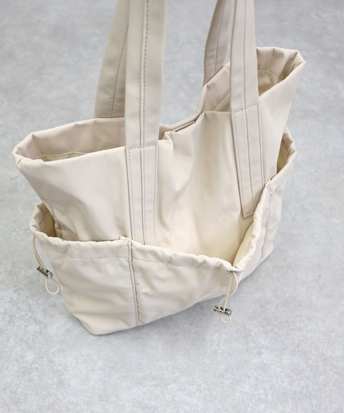 COLDE （コルデ）の「ギャザーポケットトートバッグ（トートバッグ・レディース・アイボリー/ブラック/グレー/ブルー・FREE）」の7枚目の写真
