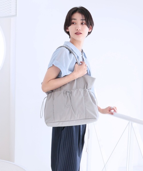 COLDE （コルデ）の「ギャザーポケットトートバッグ（トートバッグ・レディース・アイボリー/ブラック/グレー/ブルー・FREE）」の13枚目の写真