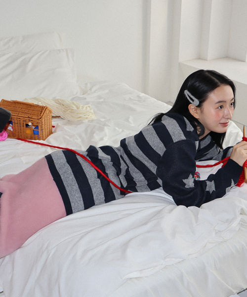 RONRON（ロンロン）の「STAR STRIPE COLLAR HENRYNECK KNIT NAVY（Tシャツ/カットソー・レディース・その他・FREE）」の5枚目の写真