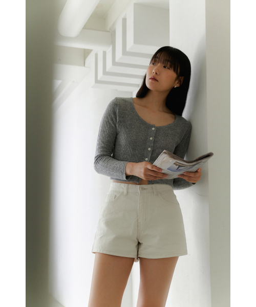 MAGNET ARCHIVE（マグネット アーカイブ）の「Butter Regular Waist  Shorts（その他パンツ・レディース・その他・S/M）」の2枚目の写真