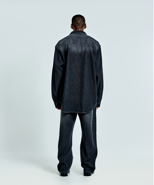 51%（フィフティーワンパーセント）の「Waffle denim shirt - Black（シャツ/ブラウス・メンズ・その他・M/L）」の4枚目の写真