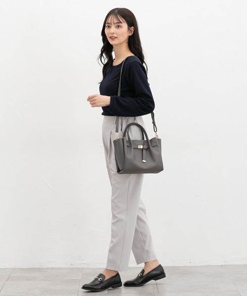 Honeys（ハニーズ）の「軽量ベルト付バッグ（ハンドバッグ・レディース・イエロー/ブラック/グレイッシュベージュ/チャコール・FREE）」の8枚目の写真