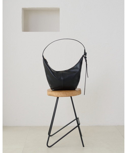 raffime（ラフィミー）の「【Raffime】【500mlペットボトル収納可】マルチWAYショルダーバック（ショルダーバッグ・レディース・ブラック・フリー）」の10枚目の写真