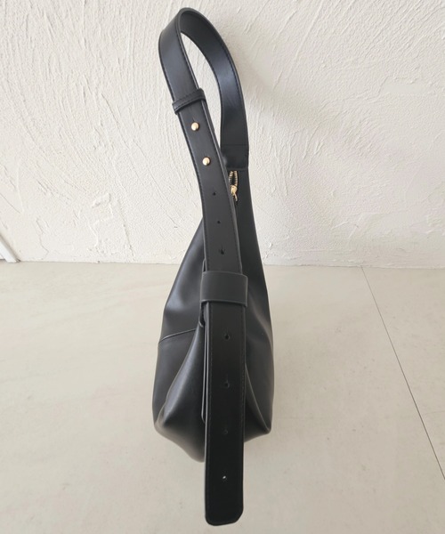 raffime（ラフィミー）の「【Raffime】【500mlペットボトル収納可】マルチWAYショルダーバック（ショルダーバッグ・レディース・ブラック・フリー）」の16枚目の写真