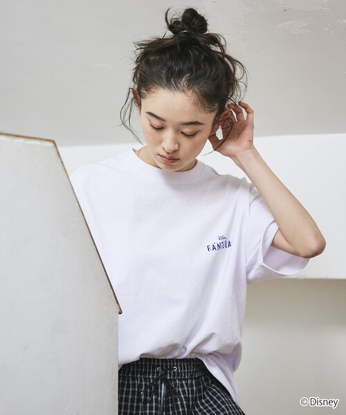 FREAK'S STORE(フリークスストア)の「限定展開 DISNEY ディズニー ファンタジア ミッキーマウス バックプリント クルーネック Tシャツ(Tシャツ/カットソー・メンズ・ホワイト/アッシュグレー/ブラック/ネイビー/ピンク・LARGE/MEDIUM/SMALL)」の6枚目の写真