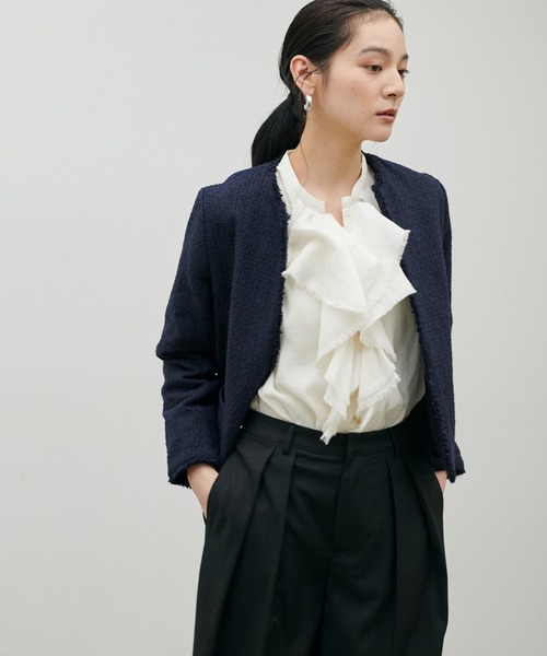 LARUTA（ラルータ）の「【LARUTA】[Web限定]セレモニー対応可／ランダムラメツィードジャケット（ノーカラージャケット・レディース・アイボリー/ネイビー・MEDIUM）」の14枚目の写真
