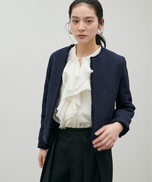 LARUTA（ラルータ）の「【LARUTA】[Web限定]セレモニー対応可／ランダムラメツィードジャケット（ノーカラージャケット・レディース・アイボリー/ネイビー・MEDIUM）」の19枚目の写真