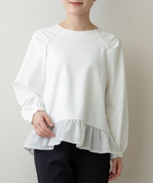 Sono(ソーノ)の「【新作2/20発売】ご自宅でお洗濯可能/シワ防止/UVカット【SONO/ソーノ】【Magical Stretch】ドットオーガンジー・ペプラムブラウス(Tシャツ/カットソー・レディース・ブラック/ホワイト/ネイビー・F)」の2枚目の写真