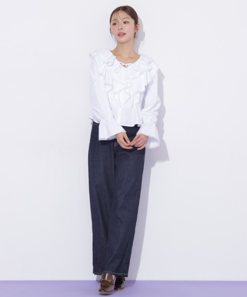 JILL by JILL STUART(ジルバイジルスチュアート)の「レーストリムラッフルブラウス(シャツ/ブラウス・レディース・ホワイト系その他/ブルー系その他・FREE)」の3枚目の写真